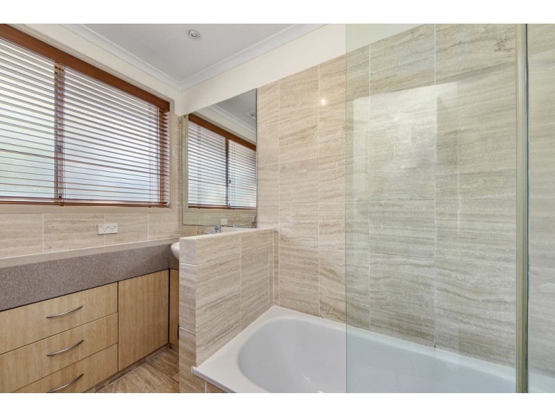 10 Mayo Street, Weetangera ACT 2614
