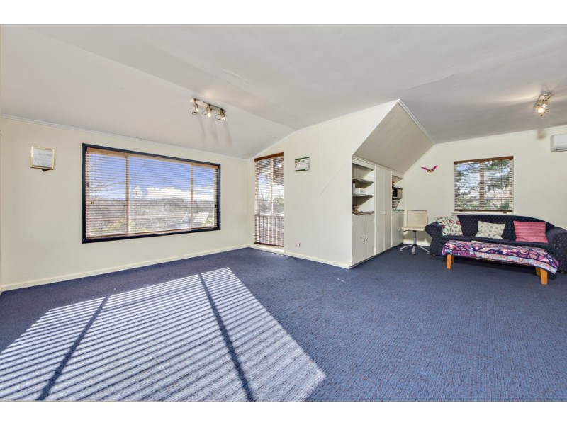 81 Hopetoun Circuit, Yarralumla ACT 2600