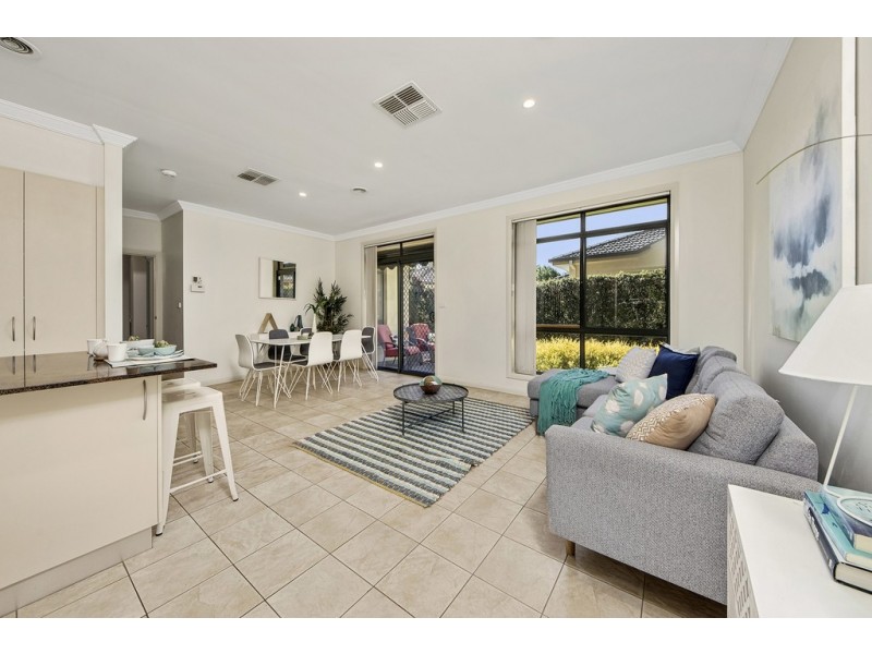 3/3 Matthews Place, Gowrie ACT 2904