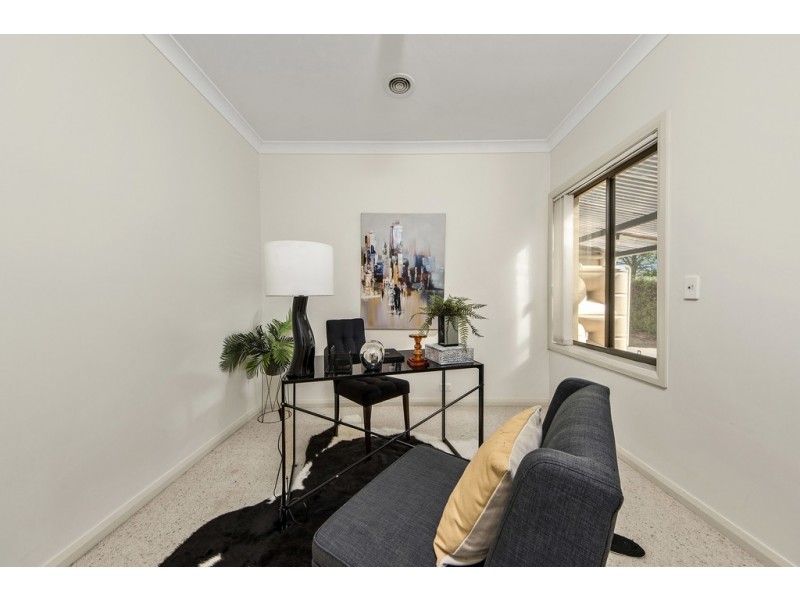 3/3 Matthews Place, Gowrie ACT 2904