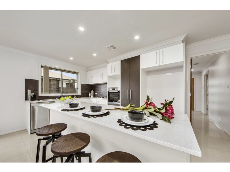 6 Bott Crescent, Casey ACT 2913