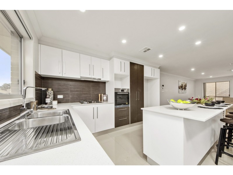 6 Bott Crescent, Casey ACT 2913