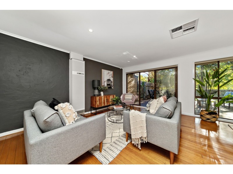 6 Lyttleton Crescent, Cook ACT 2614