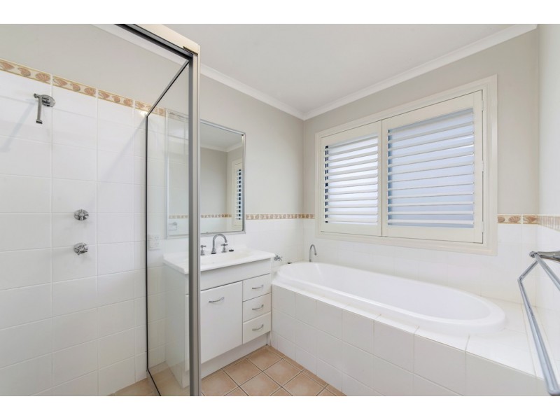 15 Coolgardie Street, Dunlop ACT 2615