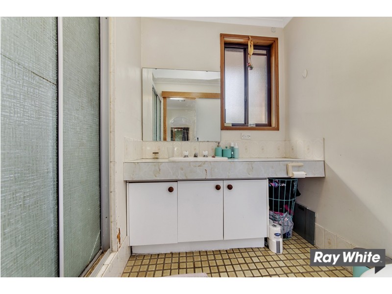 8 Tipper Place, Cook ACT 2614