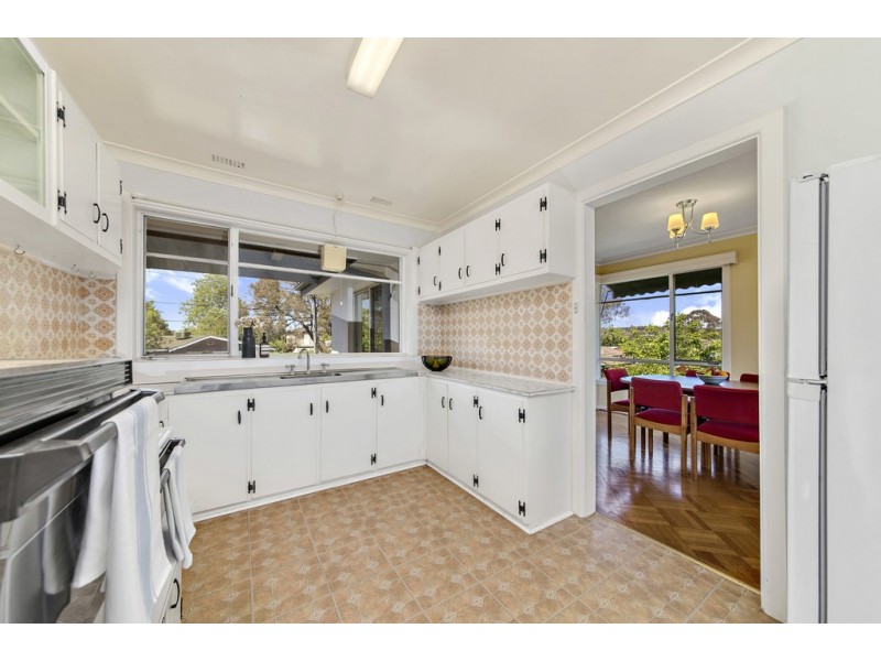 17 Glynn Street, Hughes ACT 2605