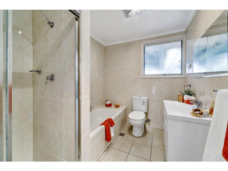 7 Simpson Street, Watson ACT 2602