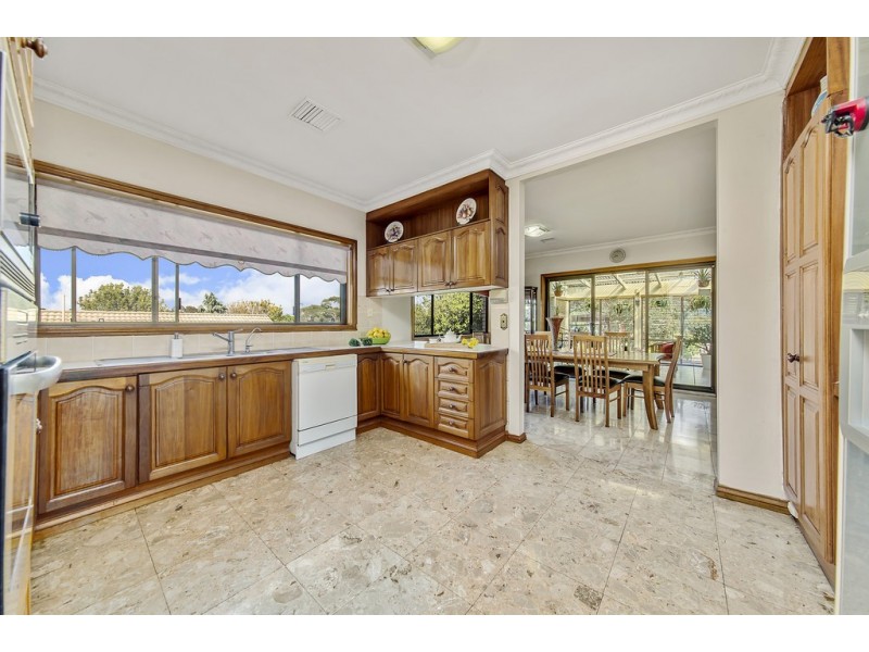 9 Cuscaden Crescent, Florey ACT 2615