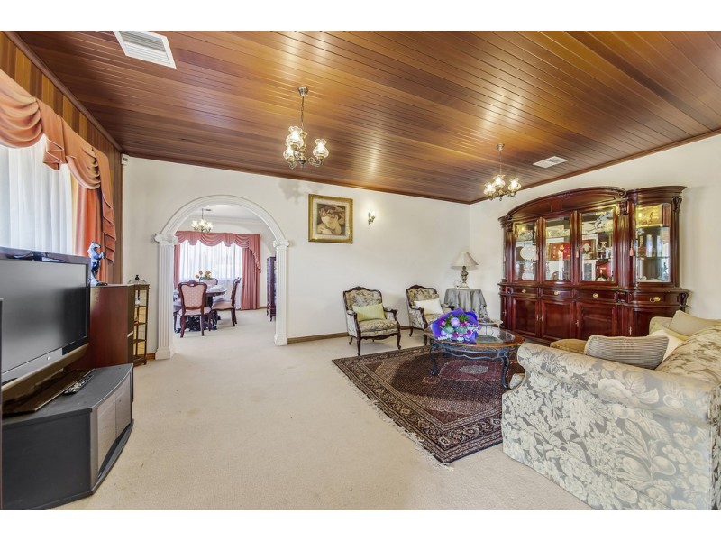 9 Cuscaden Crescent, Florey ACT 2615