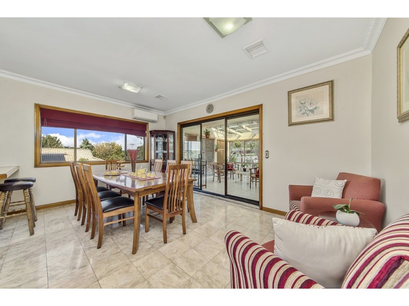 9 Cuscaden Crescent, Florey ACT 2615