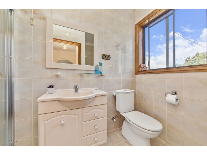 9 Cuscaden Crescent, Florey ACT 2615