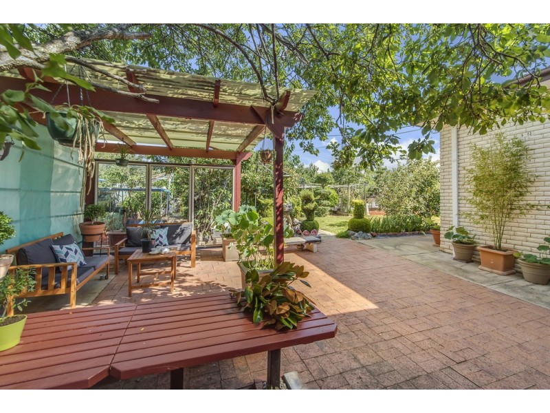 9 Cuscaden Crescent, Florey ACT 2615