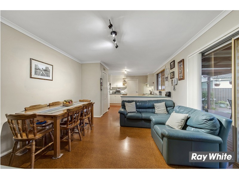 6 Gibbes Place, Weetangera ACT 2614