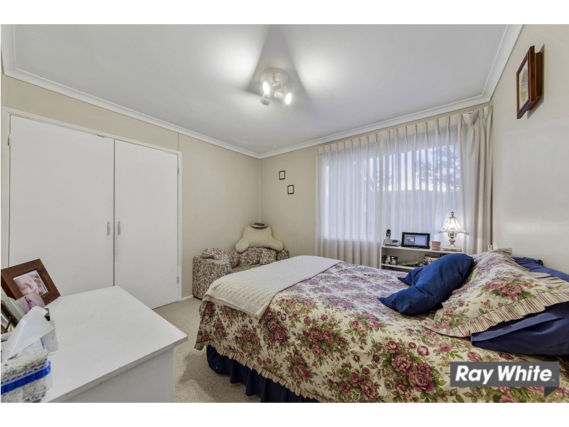 6 Gibbes Place, Weetangera ACT 2614