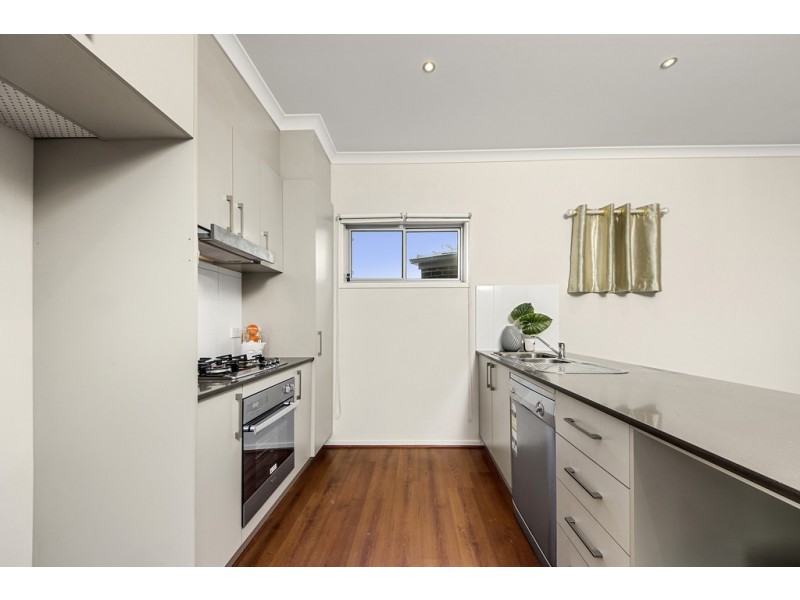 1/18 Dickins Street, Forde ACT 2914