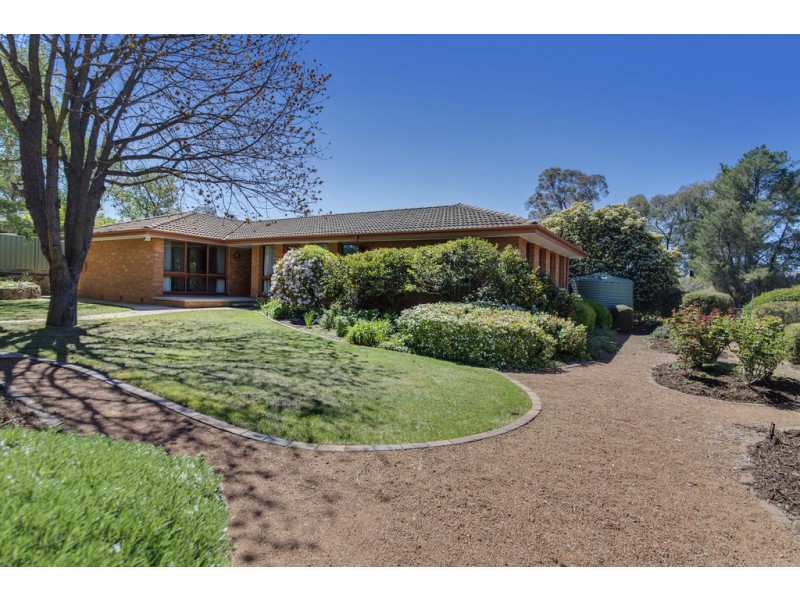 5 Sewell Place, Macgregor ACT 2615