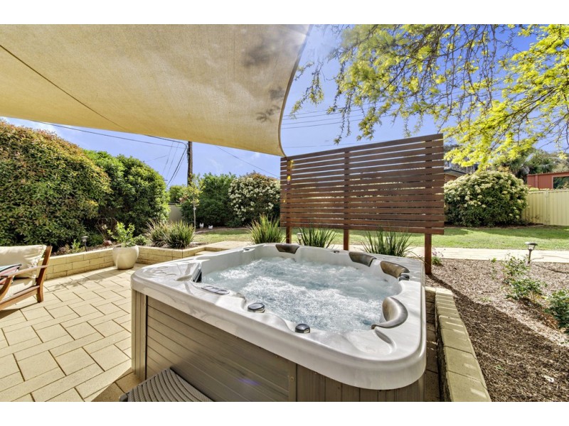 4 Bath Place, Spence ACT 2615