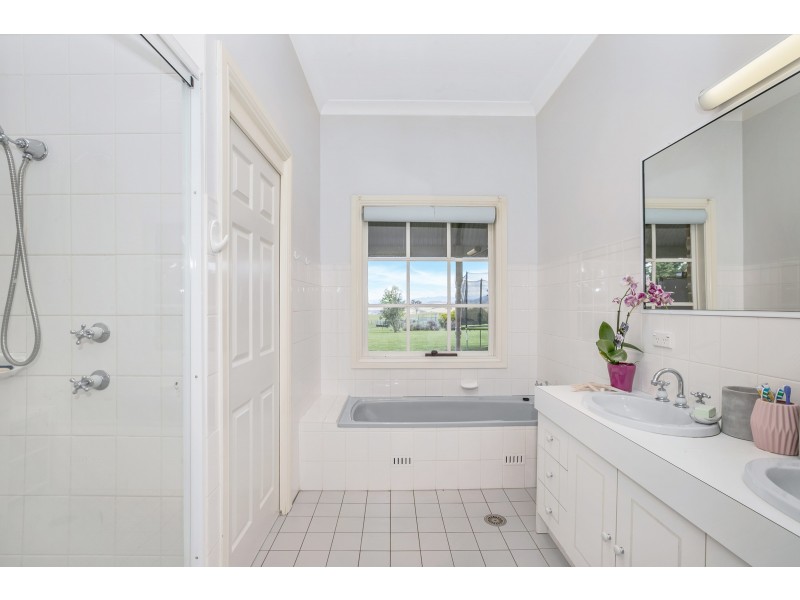 2963 Dog Trap Road, Jeir NSW 2582