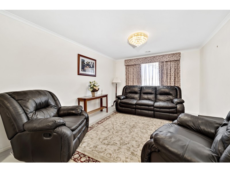 56 Gwen Meredith Loop, Franklin ACT 2913