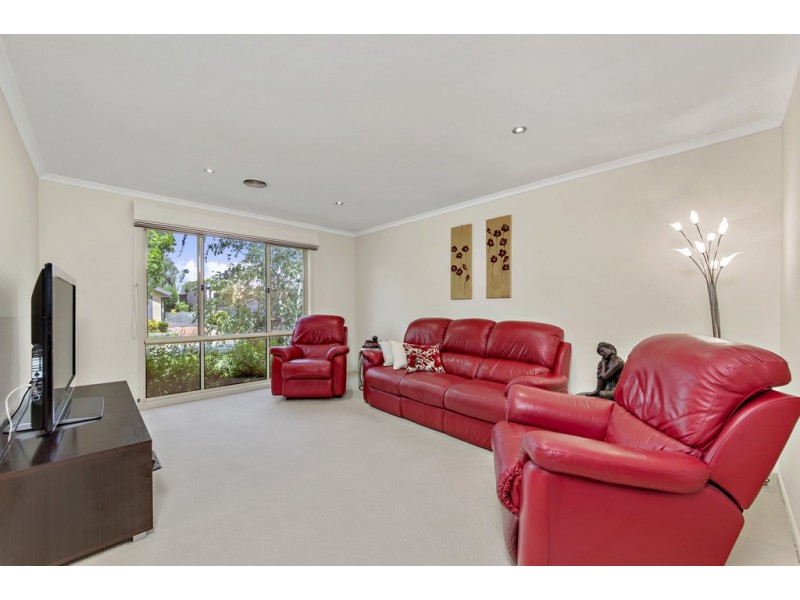 13 Heatherdale Street, Amaroo ACT 2914