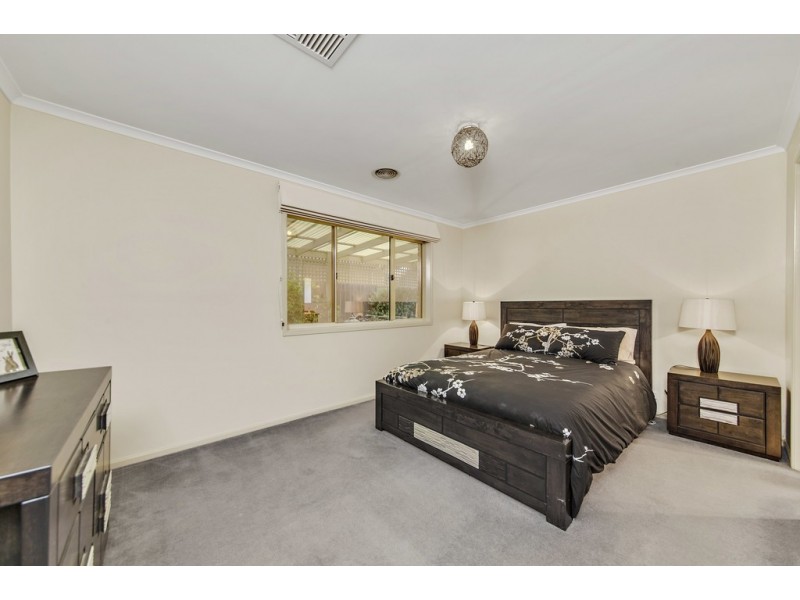 13 Heatherdale Street, Amaroo ACT 2914