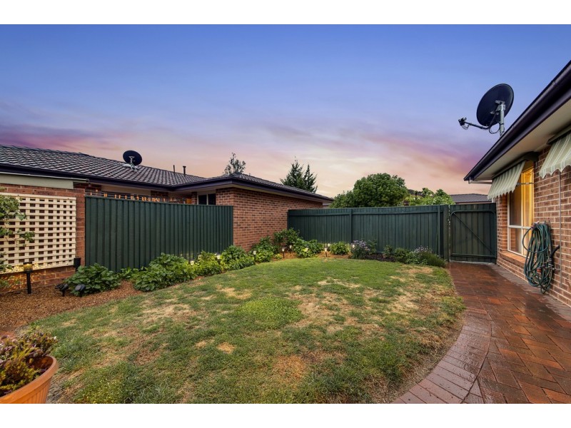 2/35 Goldner Circuit, Melba NSW 2615