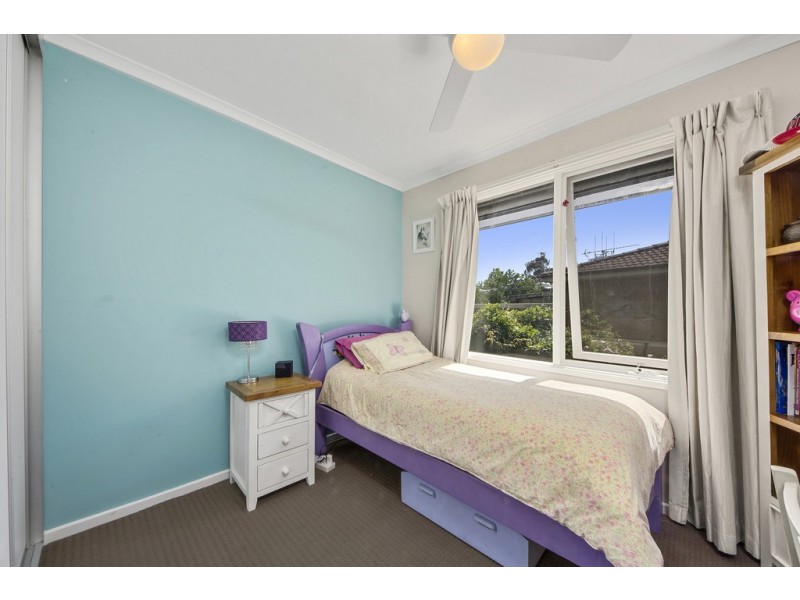 2 Solomon Crescent, Latham ACT 2615