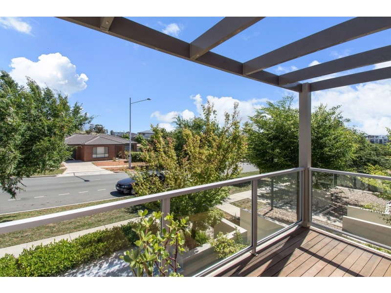 14/311 Flemington Road, Franklin ACT 2913