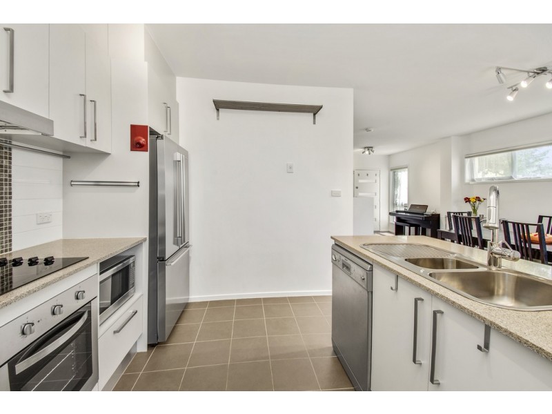 14/311 Flemington Road, Franklin ACT 2913