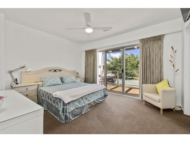 14/311 Flemington Road, Franklin ACT 2913