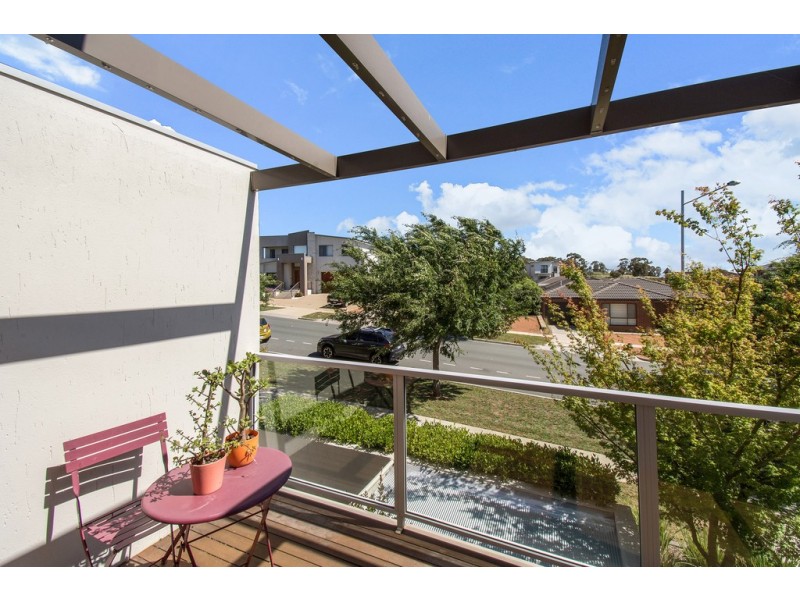 14/311 Flemington Road, Franklin ACT 2913