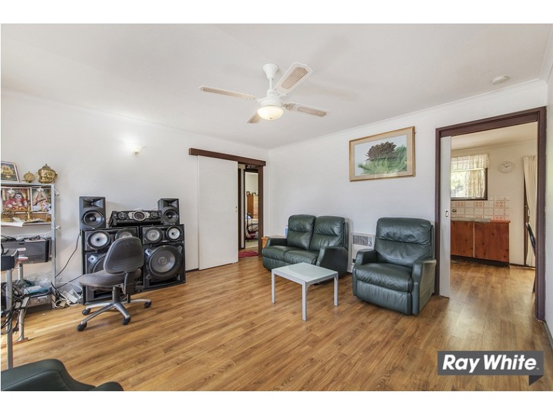 11 Moorehead Place, Latham ACT 2615