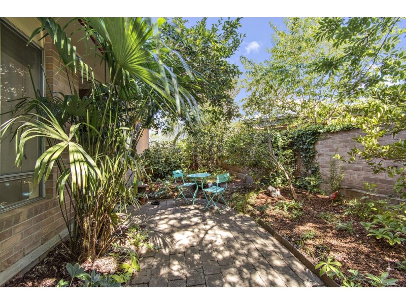 27 Skinner Street, Cook ACT 2614