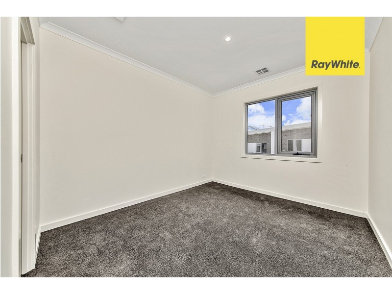 21/5 Nevertire Street, Lawson ACT 2617