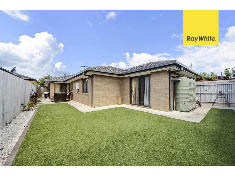 19 Henry Kendall Street, Franklin ACT 2913