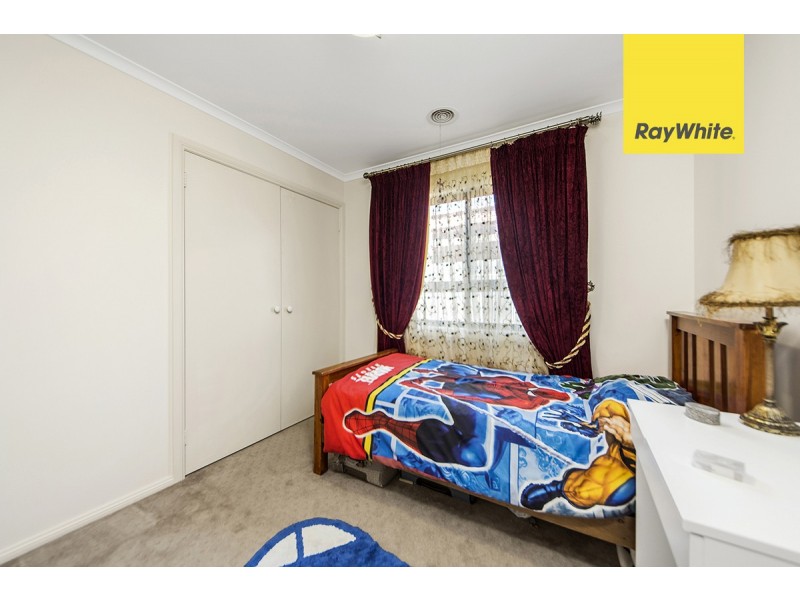 19 Henry Kendall Street, Franklin ACT 2913