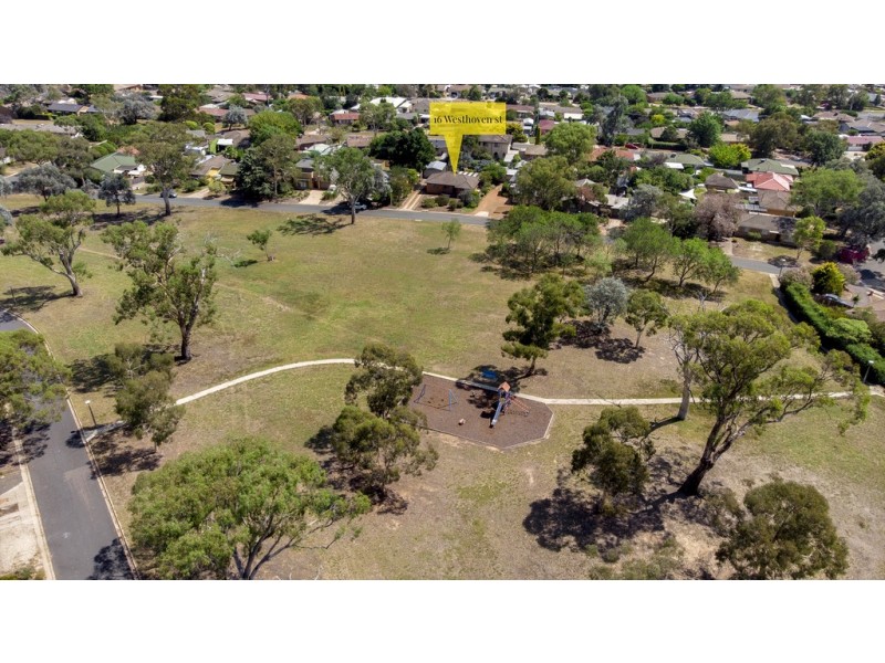 16 Westhoven Street, Higgins ACT 2615