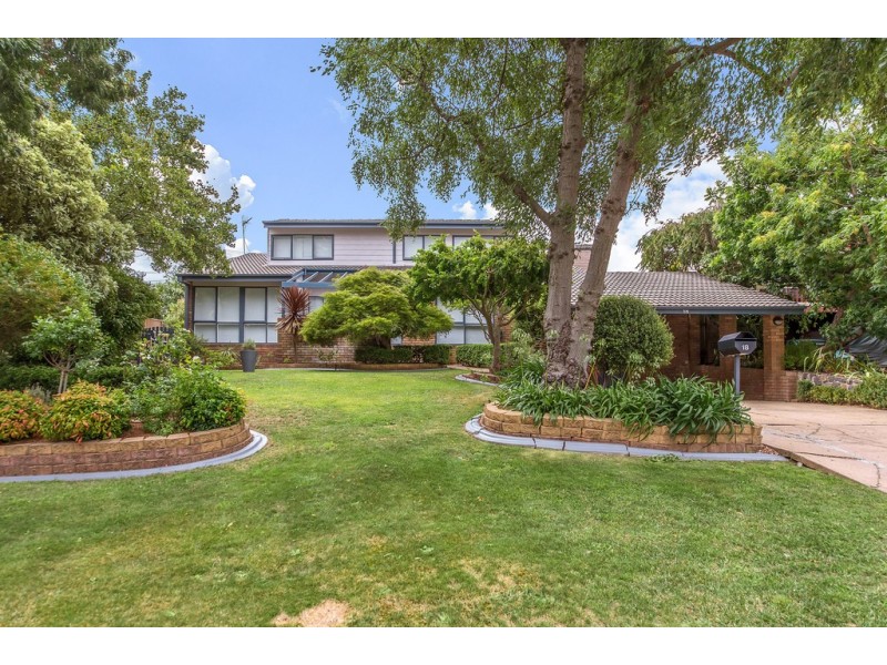 18 Waugh Close, Evatt ACT 2617