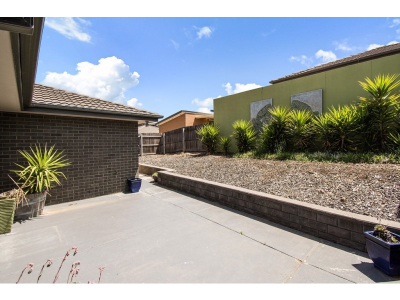 8 Stella Hume Street, Bonython ACT 2905