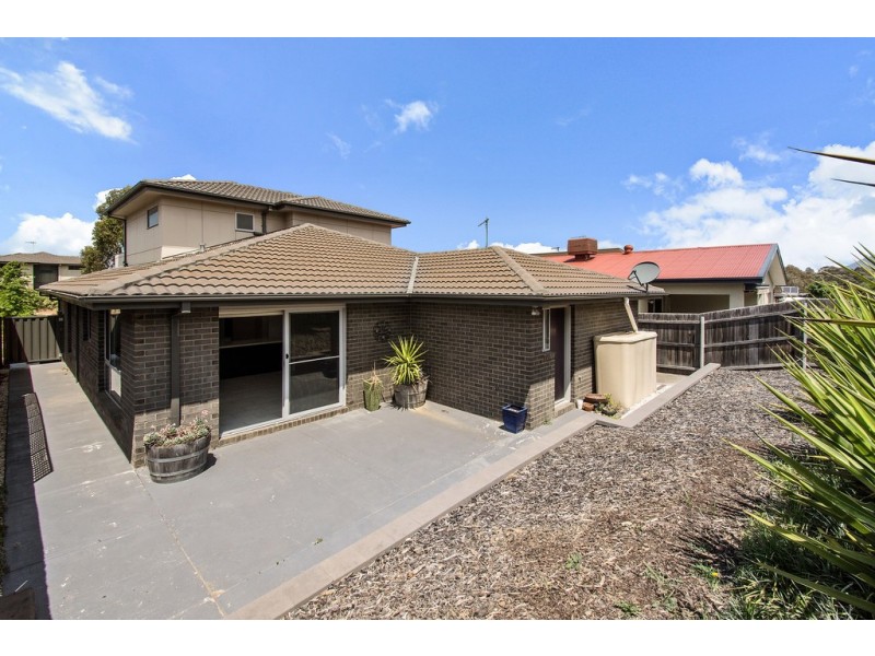 8 Stella Hume Street, Bonython ACT 2905