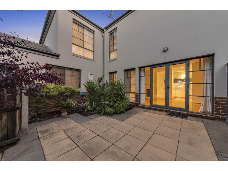 23/37 Ipima Street, Braddon ACT 2612