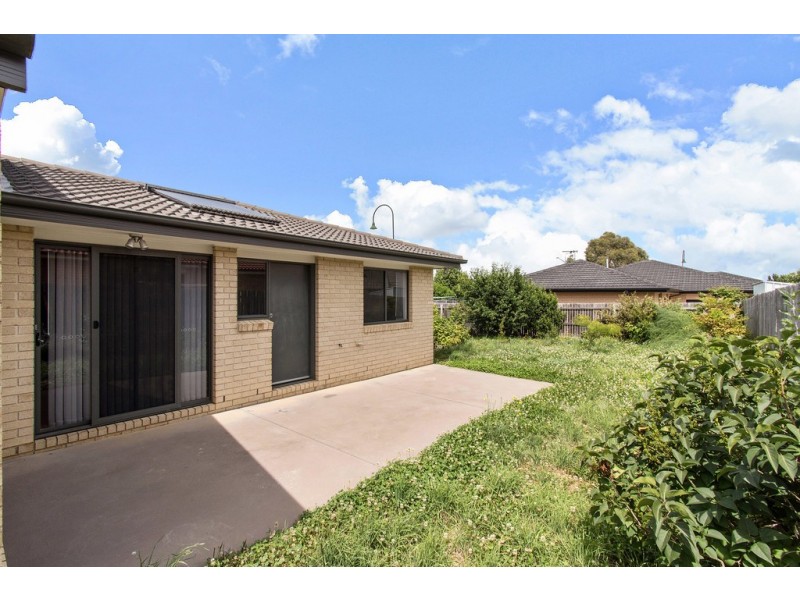25 Bryan Hudson Street, Macgregor ACT 2615