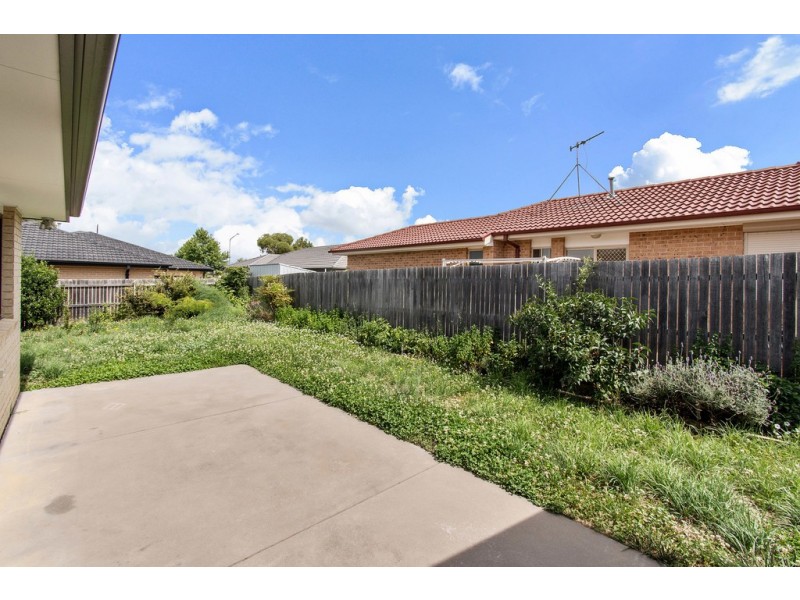 25 Bryan Hudson Street, Macgregor ACT 2615