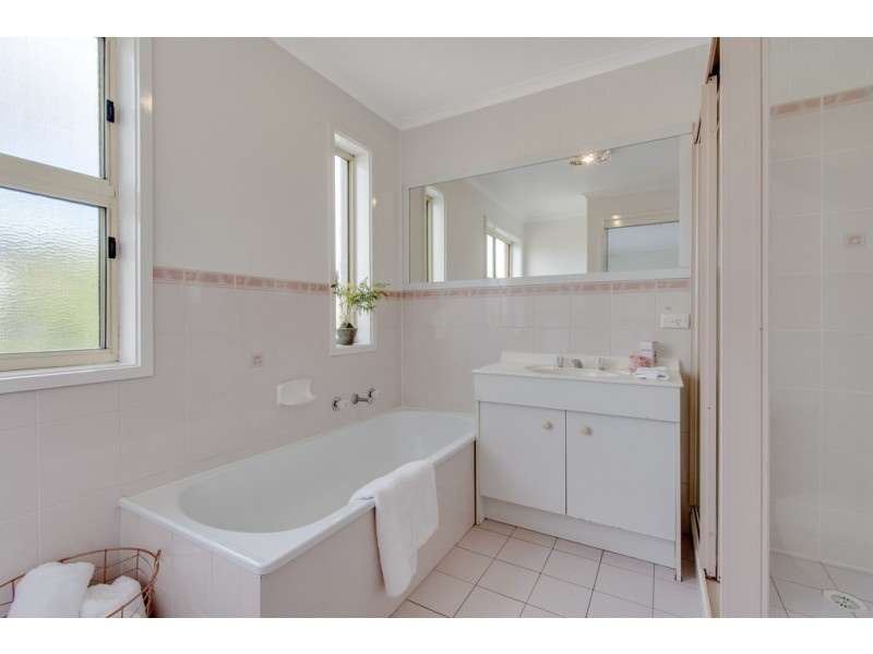 36 Chaseling Street, Phillip ACT 2606
