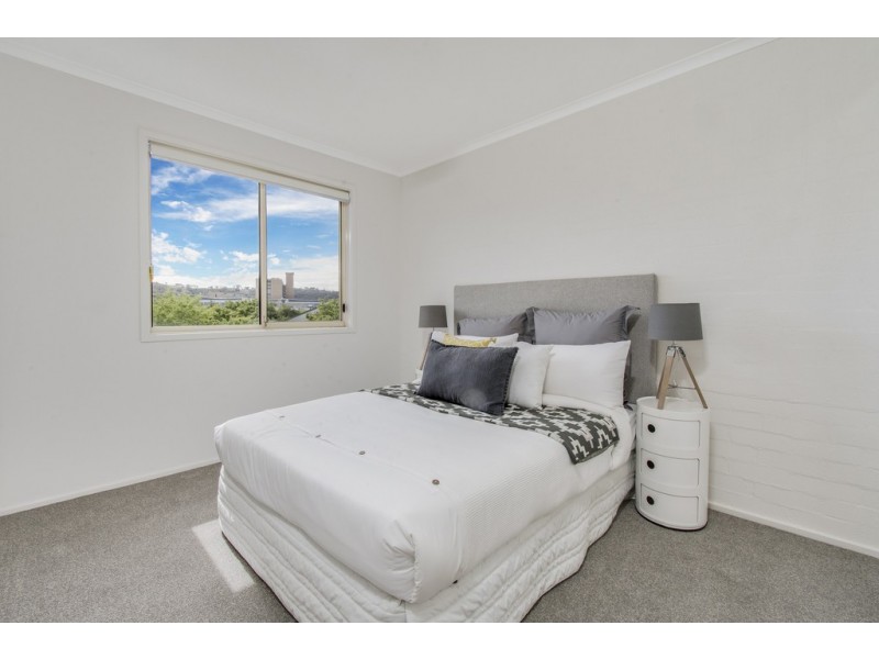 36 Chaseling Street, Phillip ACT 2606
