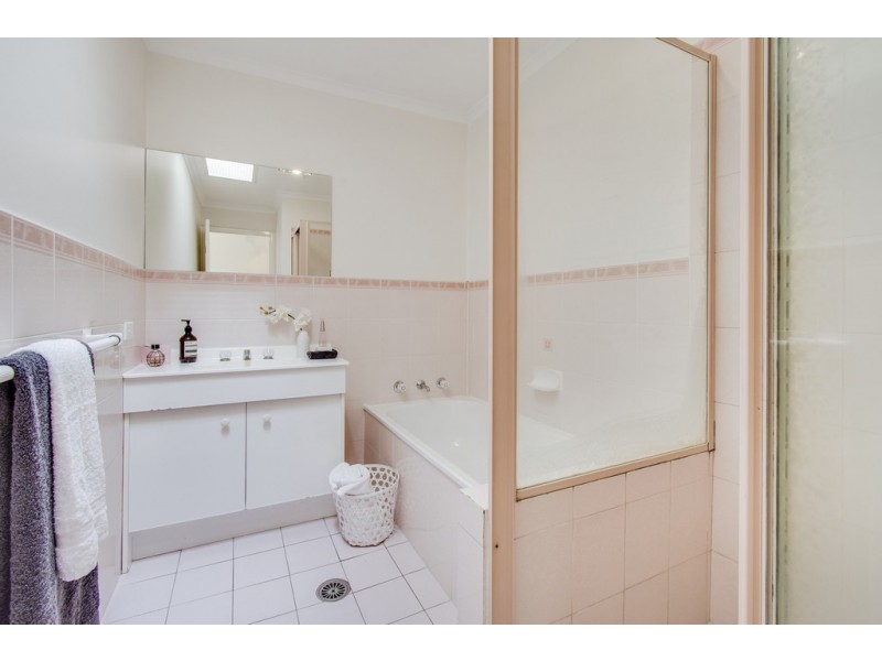 36 Chaseling Street, Phillip ACT 2606