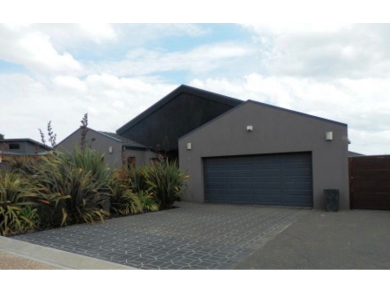 4 Mag Place, Dunlop ACT 2615