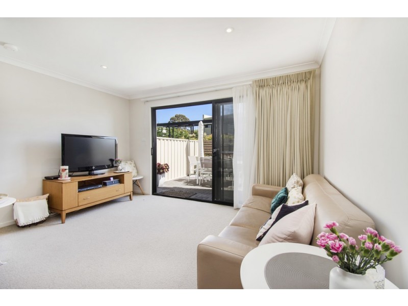 58 Whitrod Avenue, Casey ACT 2913