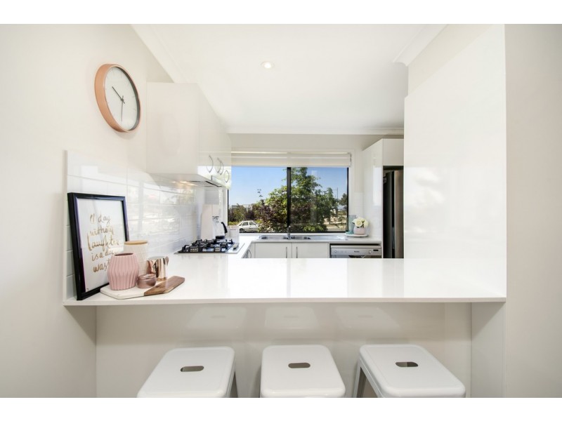 58 Whitrod Avenue, Casey ACT 2913