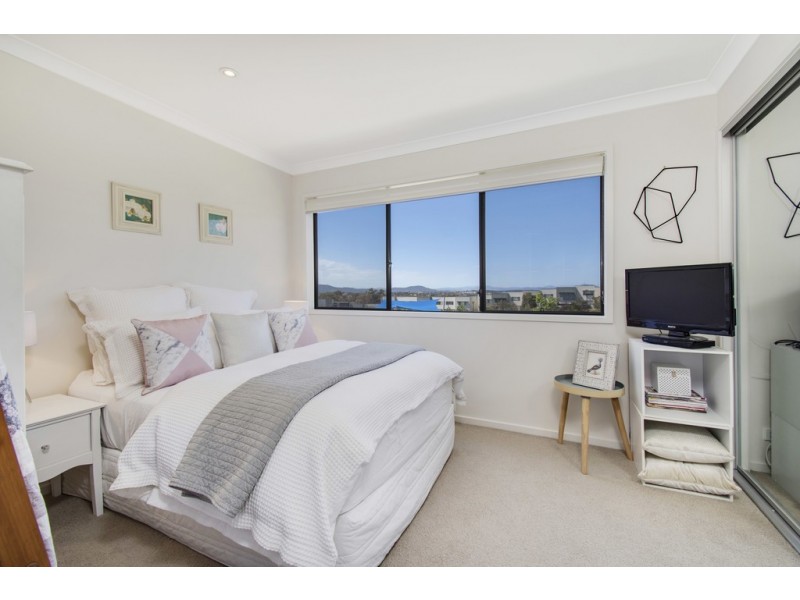 58 Whitrod Avenue, Casey ACT 2913